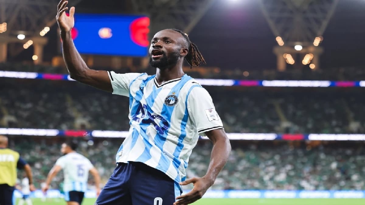 مايلي يرفض عرض بيراميدز ويقترب من روشن