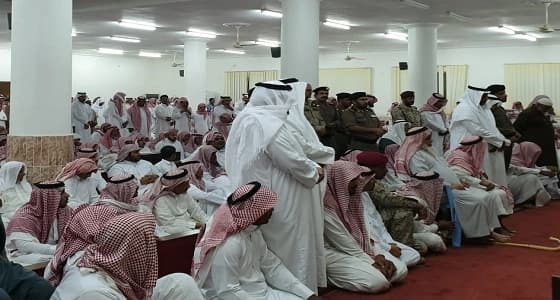 بالصور.. جموع المصلين يشيعون شهيد الواجب " يحيى الزهراني "