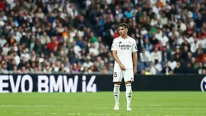 النيابة الإسبانية تطالب بسجن أسينسيو بسبب توزيع مواد إباحية