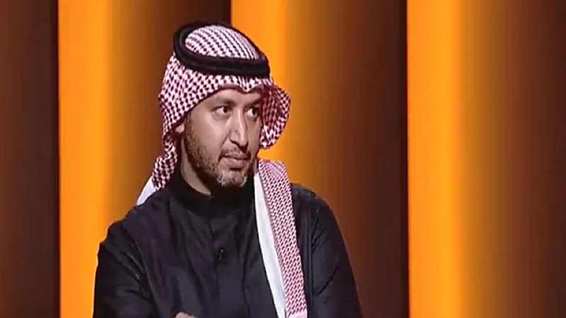 استشاري عمود فقري: لابد من وسادة للرأس وأخرى "للرجلين" عند النوم!