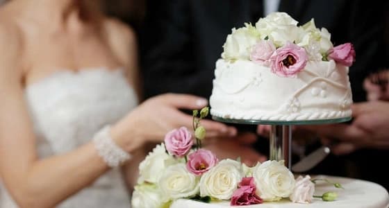 زيني كعكة زفافك بأفكار عبقرية