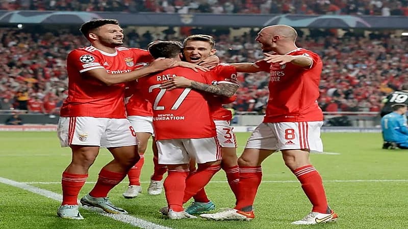 بنفيكا يتخطى يوفنتوس برباعية