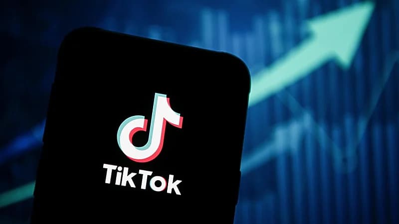 "قانوني": لا توجد قواعد تضبط نقل الأموال في تيك توك