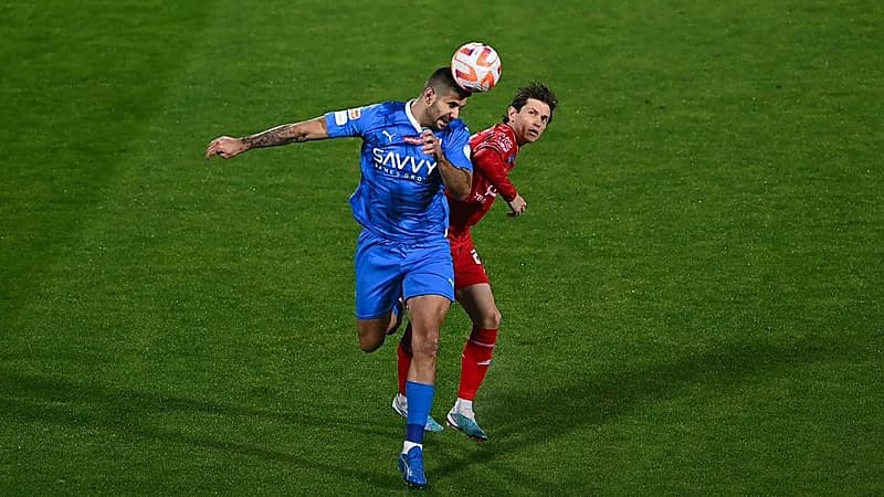 المسابقات تحسم ملعب الوحدة والهلال