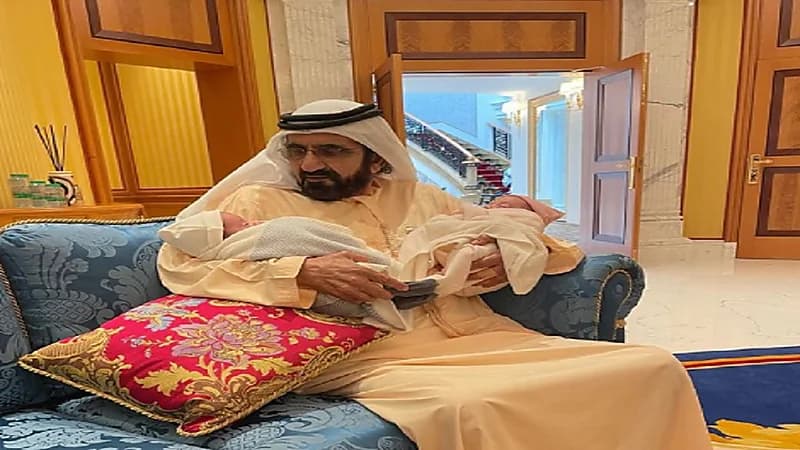 صورة.. الشيخ محمد بن راشد مع حفيديه "راشد وشيخة"