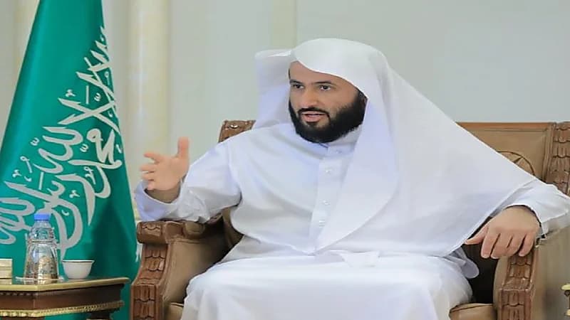 وزير العدل يكفّ يد 3 كُتّاب عدْل لارتكابهم عددًا من الوقائع المخالفة للأنظمة