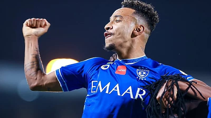 تطورات إيقاف "فيفا" لثنائي الهلال "كنو" و"بيريرا"