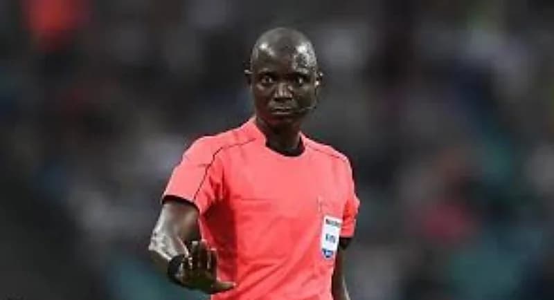 " فيفا " يرد على شكوى الجزائر من حكم مباراة التأهل للمونديال