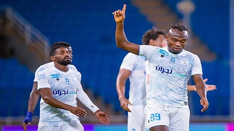 الأخدود يتمسك بـ جودوين وكولادو