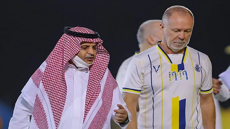 النصر يتجه لإلغاء عقد مينيزيس وإسناد مهمة التدريب للكرواتي إيفو