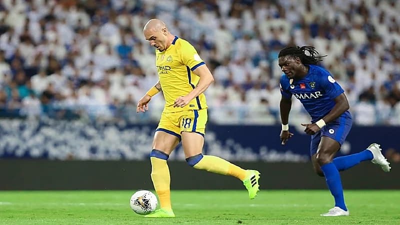 تقليص عدد اللاعبين الأجانب في الموسم المقبل