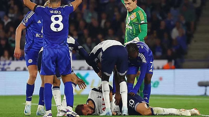 بينتاكور يتعرض لاصابة خطيرة في مباراة توتنهام وليستر سيتي