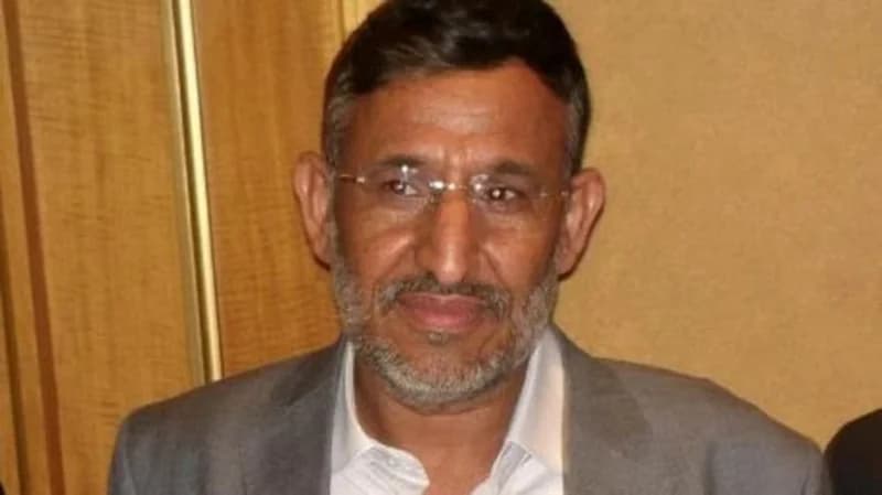 قيادي سابق: الحوثيون يتربحون من استمرار الحرب