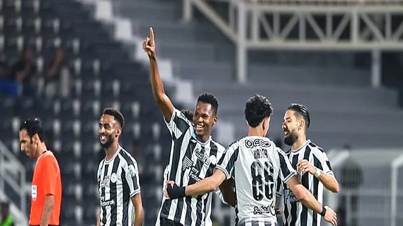 الشباب يضرب أبها بخماسية والرائد يخسر أمام الفتح