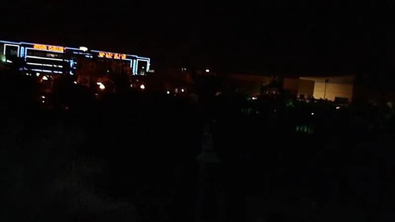 جنوب إفريقيا في ظلام دامس بسبب إجراءات تخفيف الأعباء