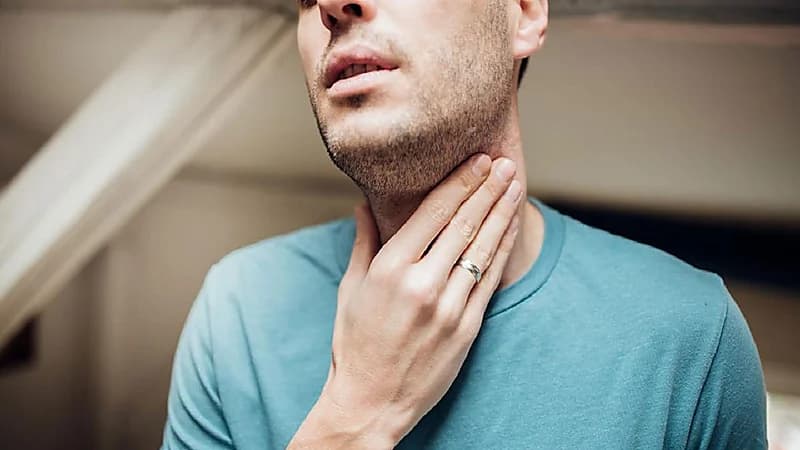 تمارين سهلة للتخلص من آلام الرقبة