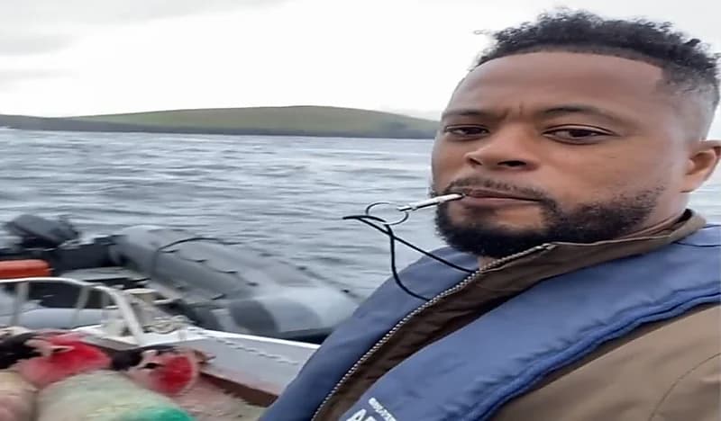 إيفرا يمزح مع رونالدو بطريقة ساخرة بسبب الأغنام "فيديو"