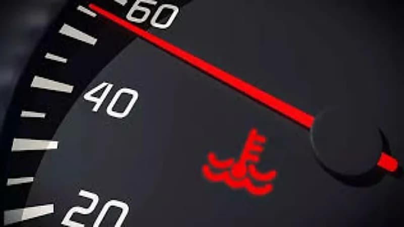 اجراءات يجب اتخاذها عند ارتفاع حرارة السيارة أثناء القيادة