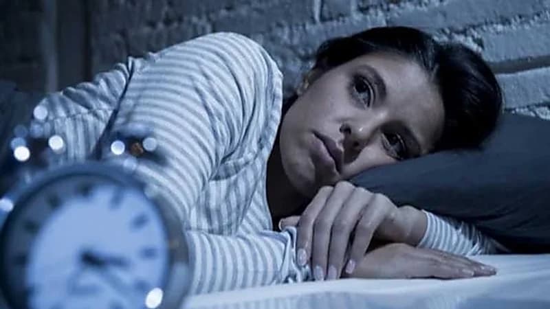 النمر يوضح خطوات تعديل أوقات النوم بعد رمضان