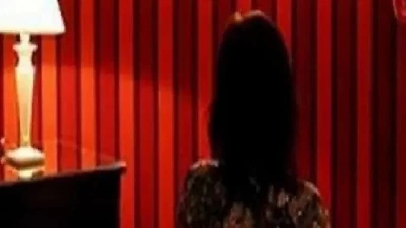 علاقة غرامية تنتهي بسجن شاب