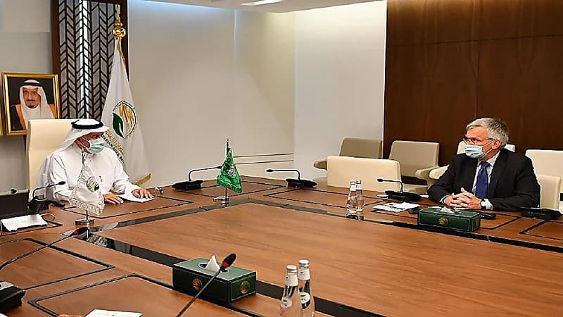 "الربيعة" يلتقي بالمبعوث السويدي الخاص باليمن