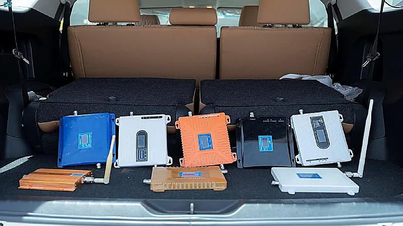 "هيئة الاتصالات" تضبط عدداً من الأجهزة المخالفة لنظام الاتصالات في منطقة القصيم