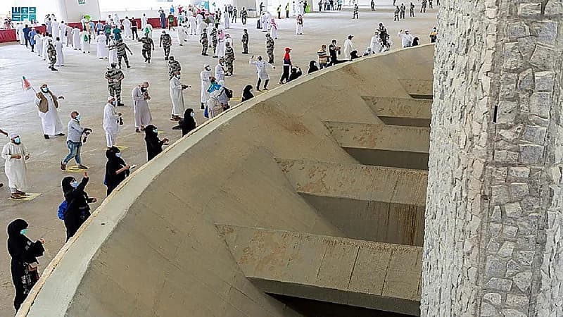 جسر الجمرات.. إنجازات ضخمة وتقنية حديثة خدمةً لضيوف الرحمن