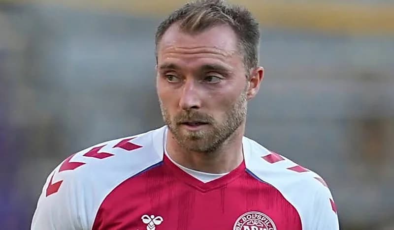 إريكسن يعلق على سقوطه المفاجئ في أحد الملاعب: توفيت لمدة 5 دقائق