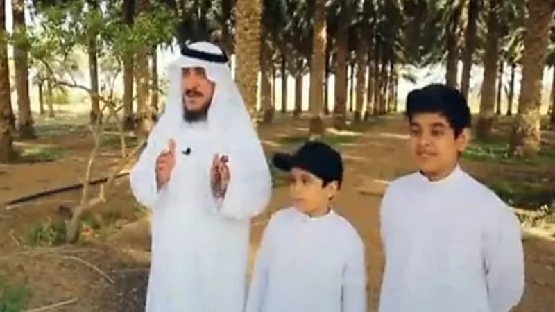 شاهد.. قصة معلم استغل وقت فراغه في زراعة وبيع المنتجات الزراعية