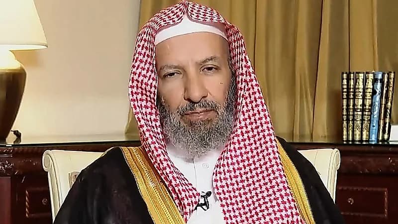 الشثري يدعو العلماء في أصقاع الأرض إلى التأمل قبل إصدار فتاوى خاصة بالحج .. فيديو