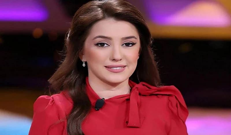 كندة علوش تكشف عن سر سعادتها بتعطل تطبيقات التواصل