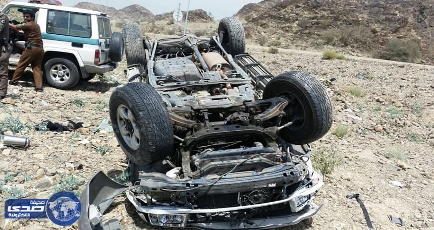 حادث انقلاب سيارة على طريق نخال امام كوبري المخاضة