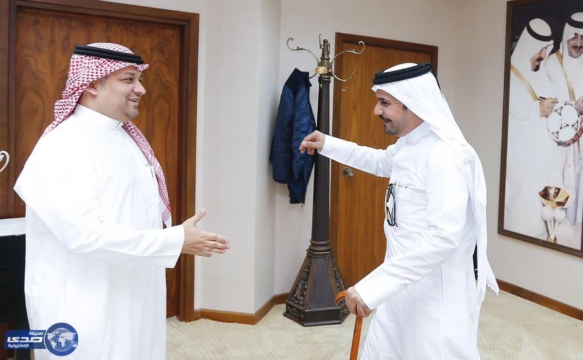 عادل عزت يستقبل وفد قناة الكأس