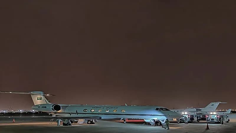 نقل مواطن مصاب بكورونا من جاكرتا إلى الرياض بعد رحلة استغرقت 18 ساعة متواصلة "صور"