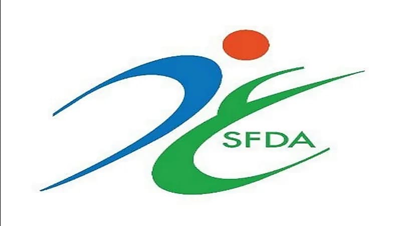 بالفيديو.. "الغذاء والدواء" تنفي صحة احتواء شراب الفاكهة البودرة على مواد كيميائية ضارة