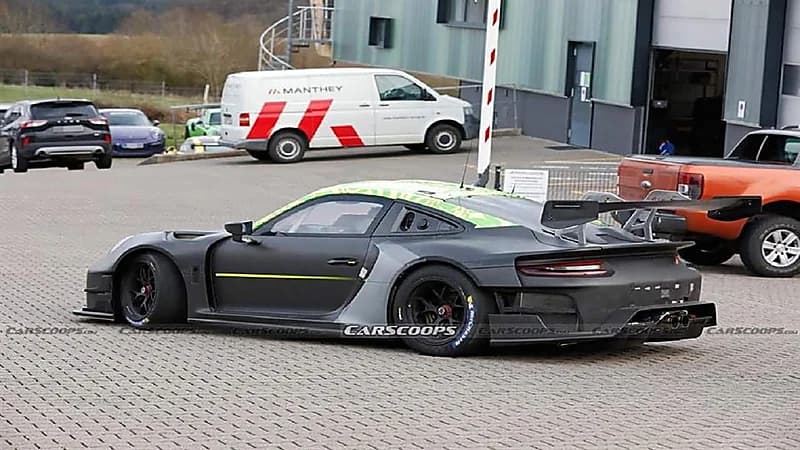 صور مسربة تكشف عن مواصفات بورش 911 جي تي 2 آر إس سبورت