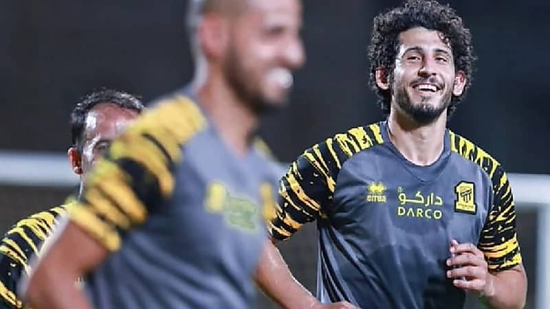 الأهلي المصري وبيراميدز يرغبان في ضم حجازي