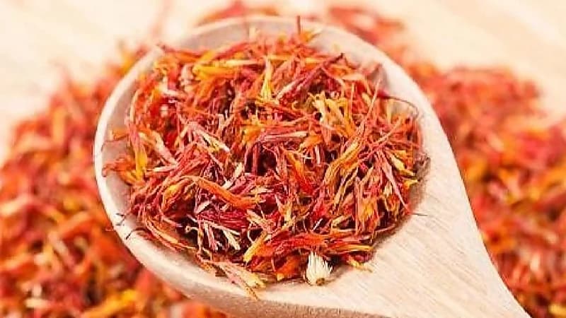 أخصائية تكشف عن فوائد العصفر لمرضى القولون العصبي