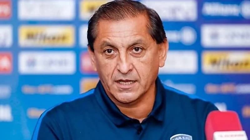 الهلال يحدد موقفه من التجديد لـ"دياز"