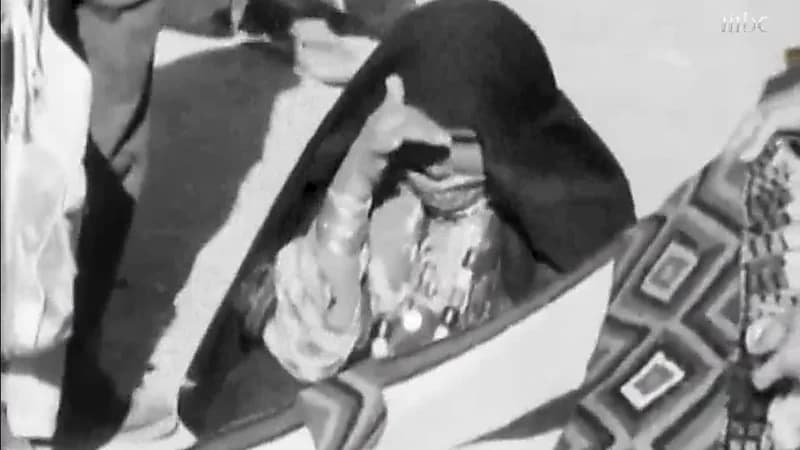 شاهد.. قصة سيدة من أهالي بريدة أسست وقادت حملة حج برية من الكويت للمشاعر المقدسة