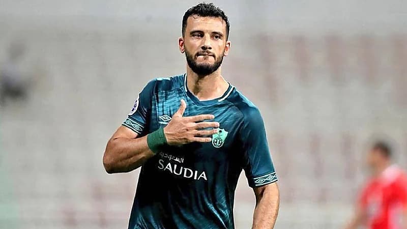 ناد قطري يقترب من ضم السومة