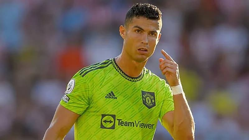 مطالبة بعدم إشراك رونالدو أمام ليفربول