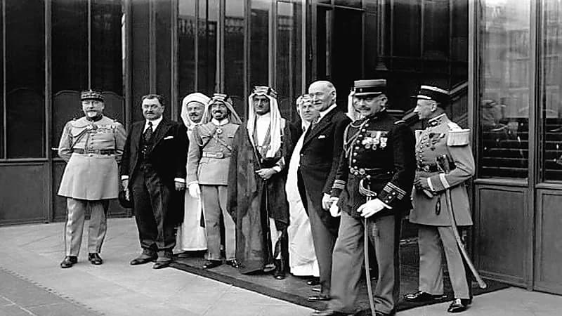 فيديو.. سبب اختيار الملك المؤسس لابنه فيصل ممثلا رسميا له في الزيارات الخارجية