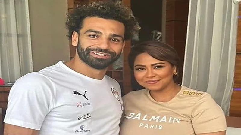 شيرين تعلق على صورتها مع محمد صلاح: "القمر لما بيكتمل"