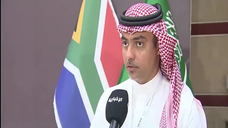 إياد العمري: نعمل على مشاريع في جنوب أفريقيا تصل قيمتها الى 45 مليار ريال (فيديو)