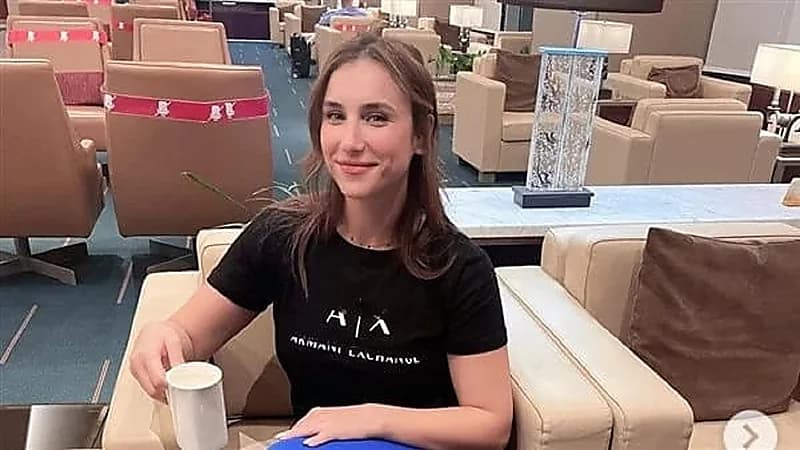 إطلالة جذابة تخطف الأنظار لـ هلا السعيد في أحدث ظهور