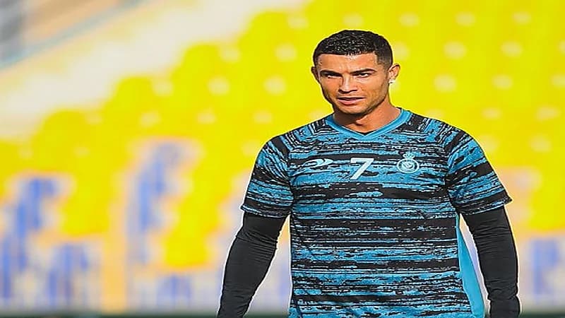 بالفيديو .. منح "رونالدو" شارة قيادة فريق موسم الرياض
