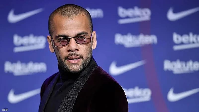 حبسها في دورة المياه واعتدى عليها.. ضحية ألفيس تخرج عن صمتها