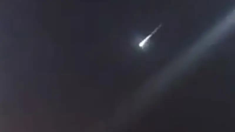 هل توجد علاقة بين نيزك الدوادمي وزلازل تركيا..باحث فلكي يجيب