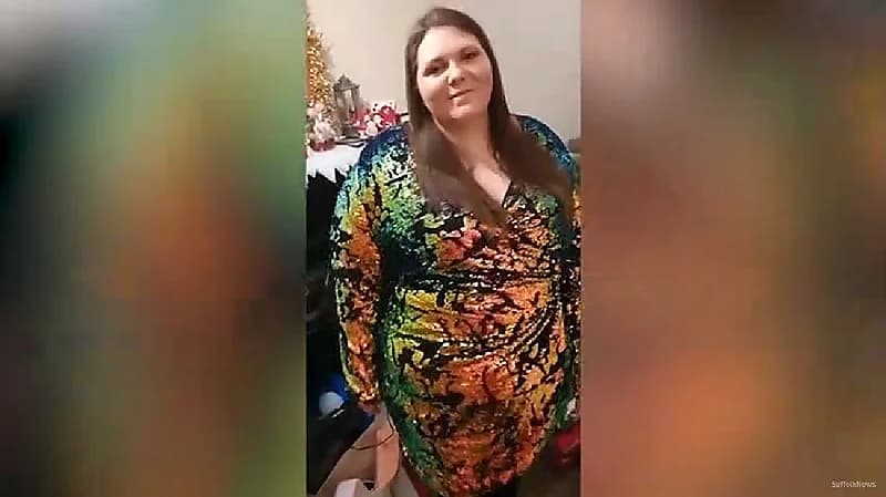 بنظام صارم.. بريطانية تفقد 100 كيلو من وزنها في 18 شهراً